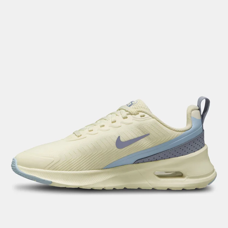 نايكي حذاء إير ماكس نواكسيس للنساء